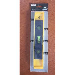 Tool Bench Hardware Torpedo Level with Magnetic Bottom, 9x1.5 in. NEW Yellow